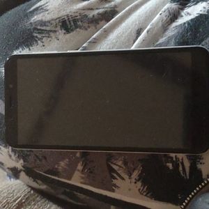 I would like to give this phone to someone who needs it